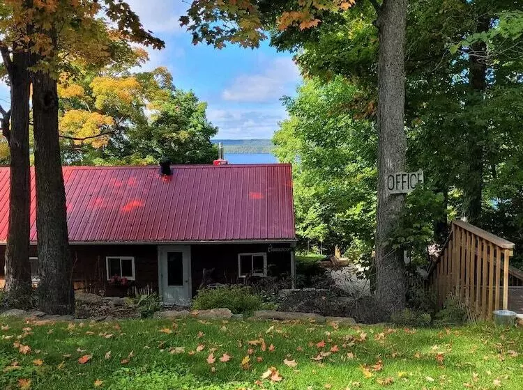 Hotelli Red Lodge Resort