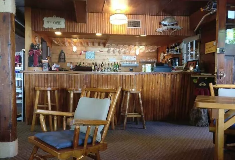 Hotelli Red Lodge Resort