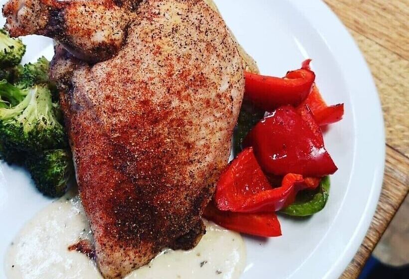 בית מלון כפרי Red Lodge Resort