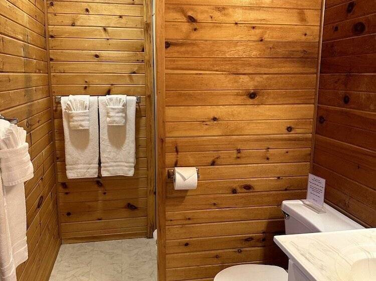 בית מלון כפרי Red Lodge Resort