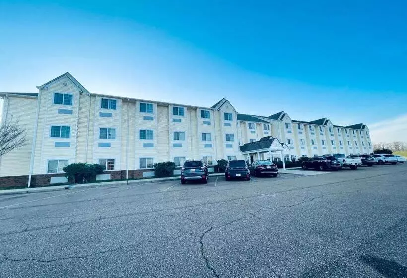 Hotelli Welcome Inn & Suites