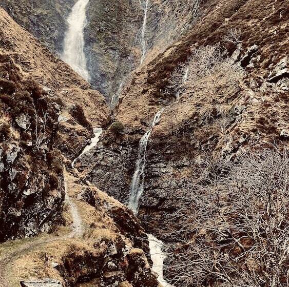 Moffat Independent Hostel