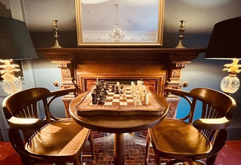 Moffat Independent Hostel