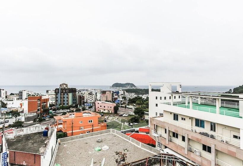 Мотель Seogwipo Queen