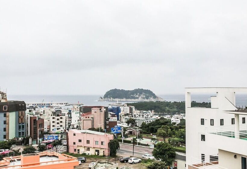 Мотель Seogwipo Queen