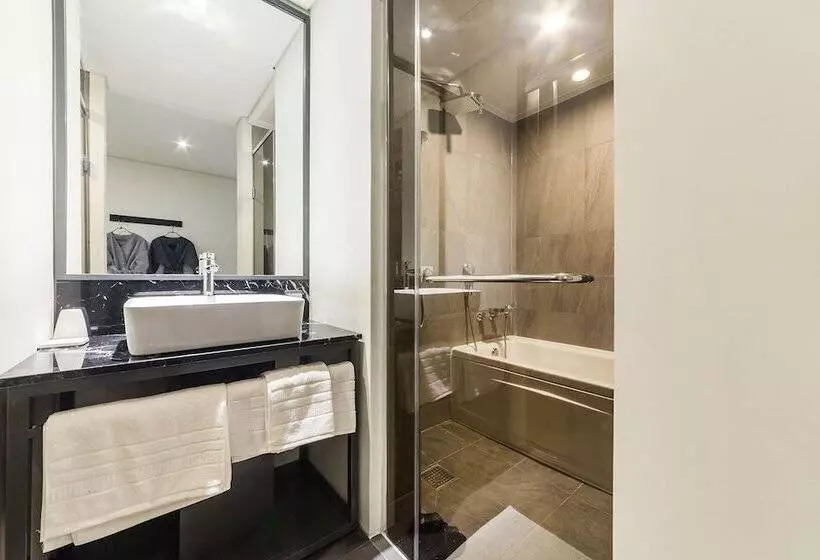 モーテル Yaja Hanam Branch