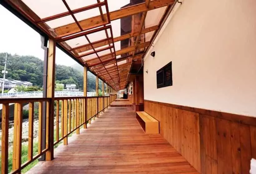 Muju Raon Pension