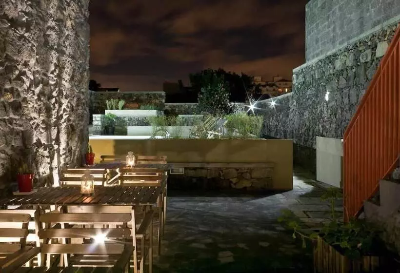 پانسیون Azorean Urban Lodge