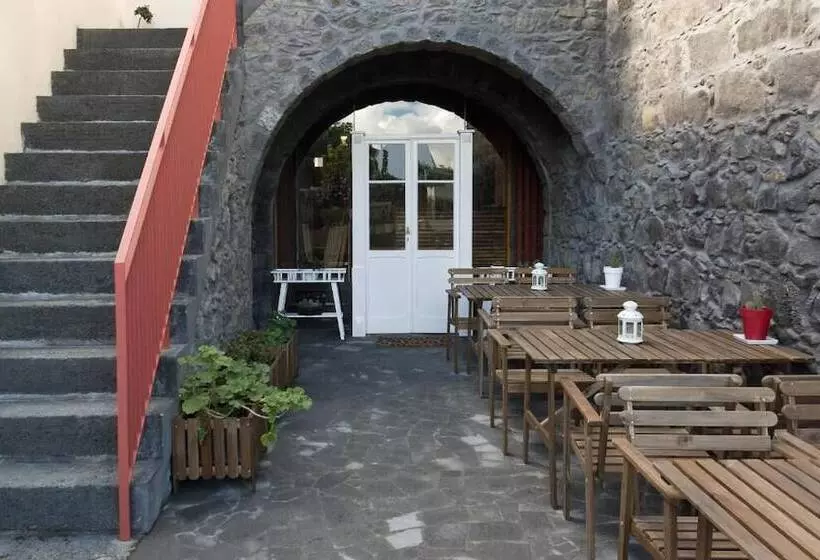پانسیون Azorean Urban Lodge