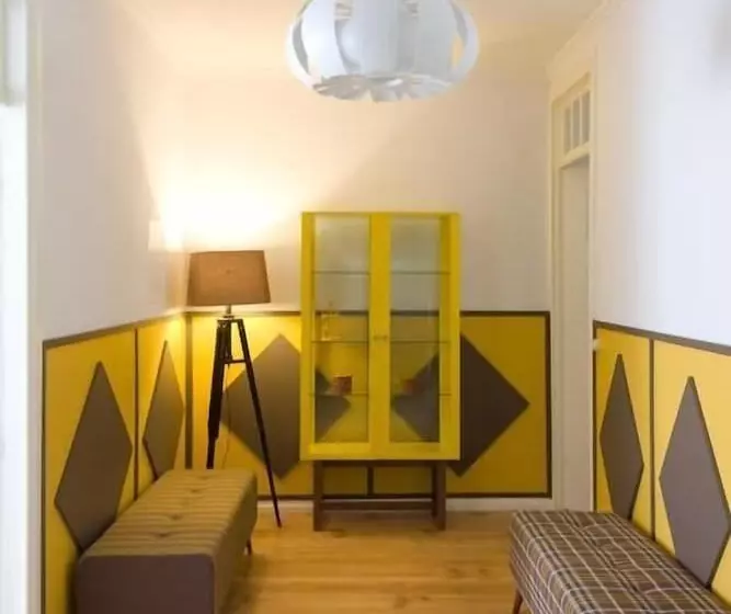 پانسیون Azorean Urban Lodge