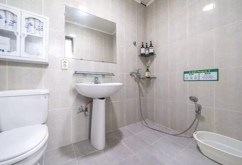 Majatalo Chuncheon Dogandstay