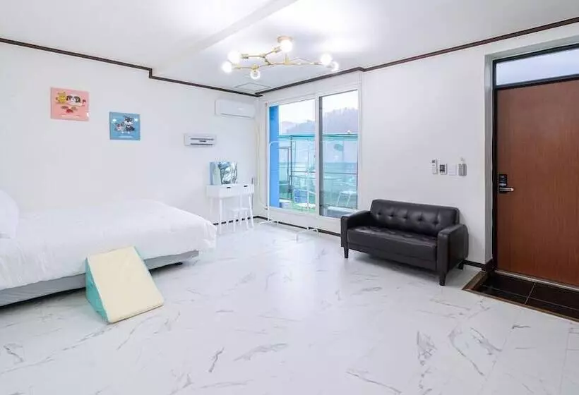 Majatalo Chuncheon Dogandstay