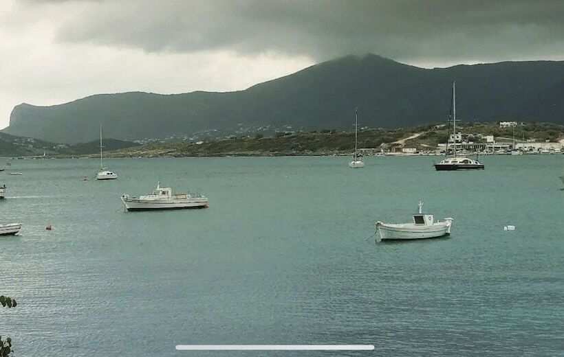 펜션 Eco Studio Flat Kalyvia Thorikou, Greece