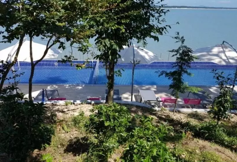 Majatalo Sinan Sun Coast Resort