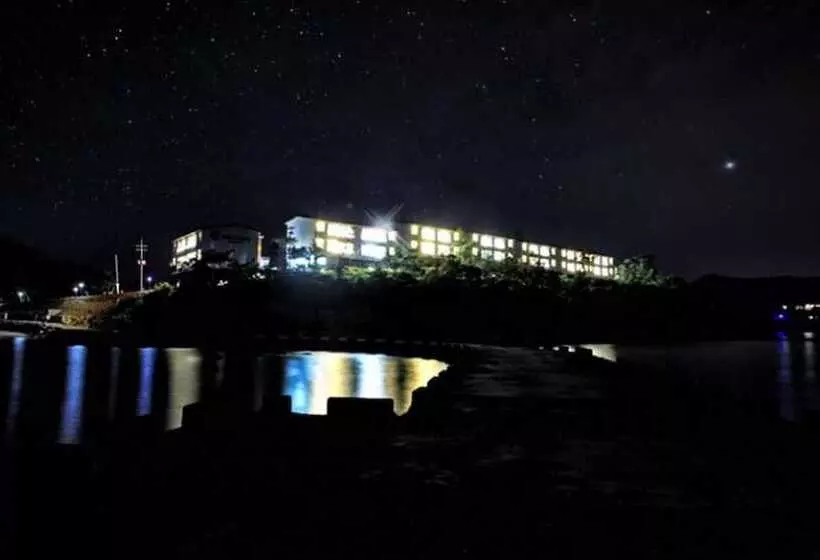 Majatalo Sinan Sun Coast Resort