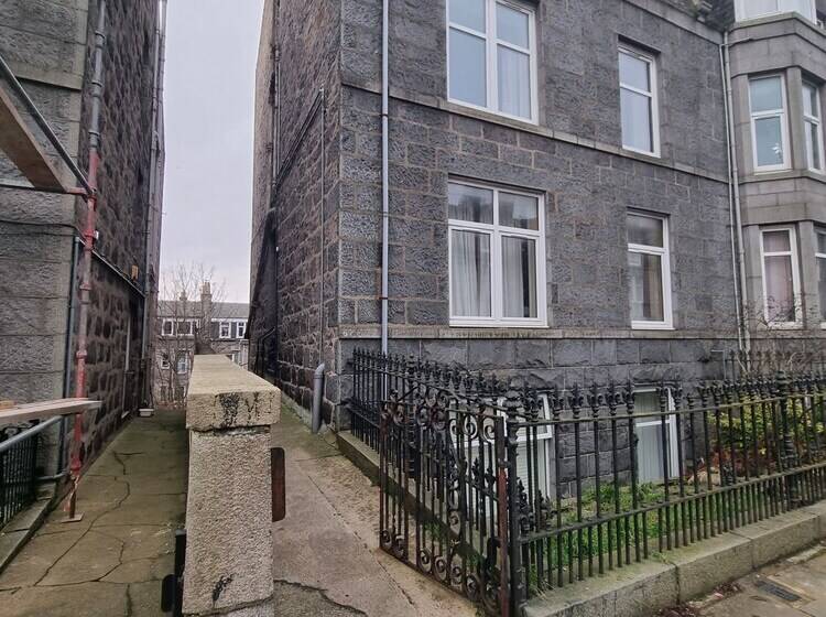 اقامتگاه Central Location, Free Parking, Enhanced Cleaning