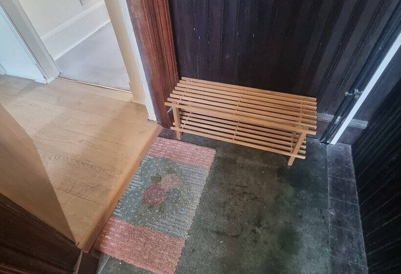 اقامتگاه Central Location, Free Parking, Enhanced Cleaning