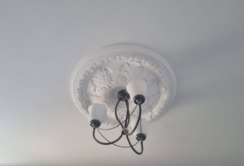 اقامتگاه Central Location, Free Parking, Enhanced Cleaning