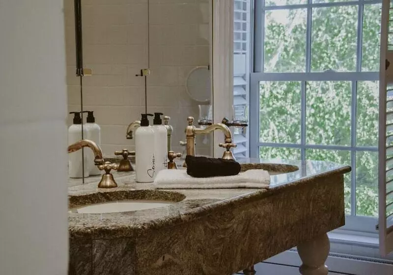 The Inn At Grand Pre Winery