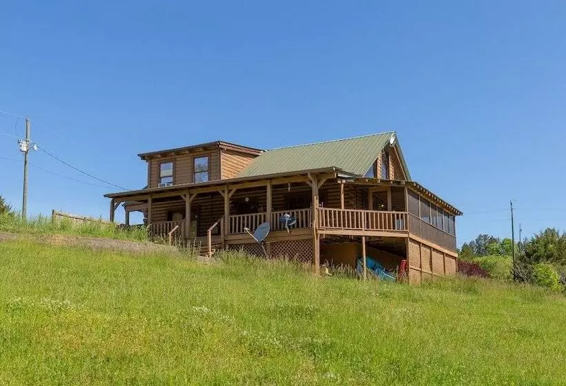 Chapel Cove