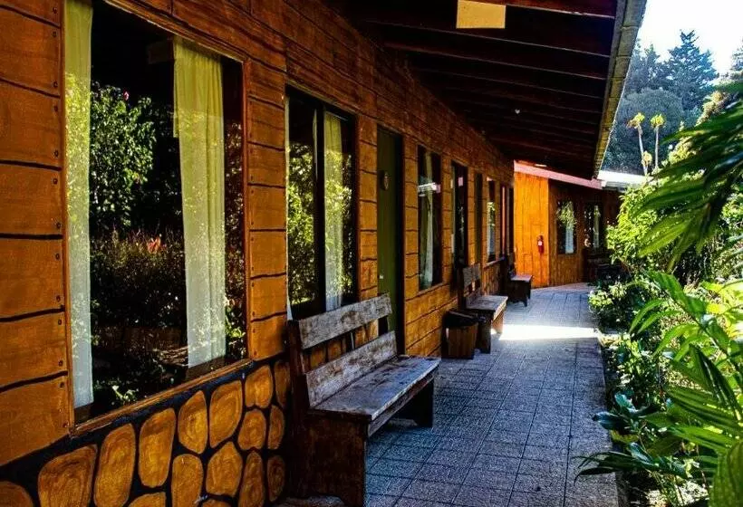 Hotelli El Bosque Lodging