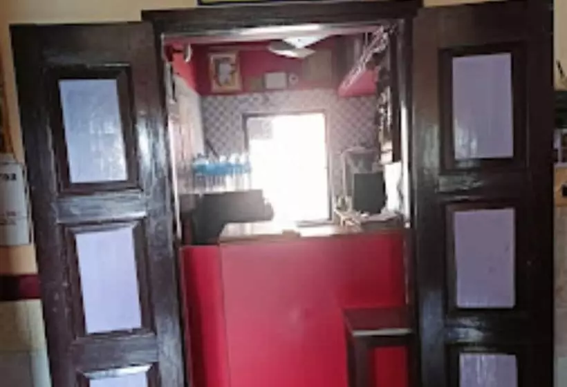 Hotelli Goroomgo Central Guest House Agartala