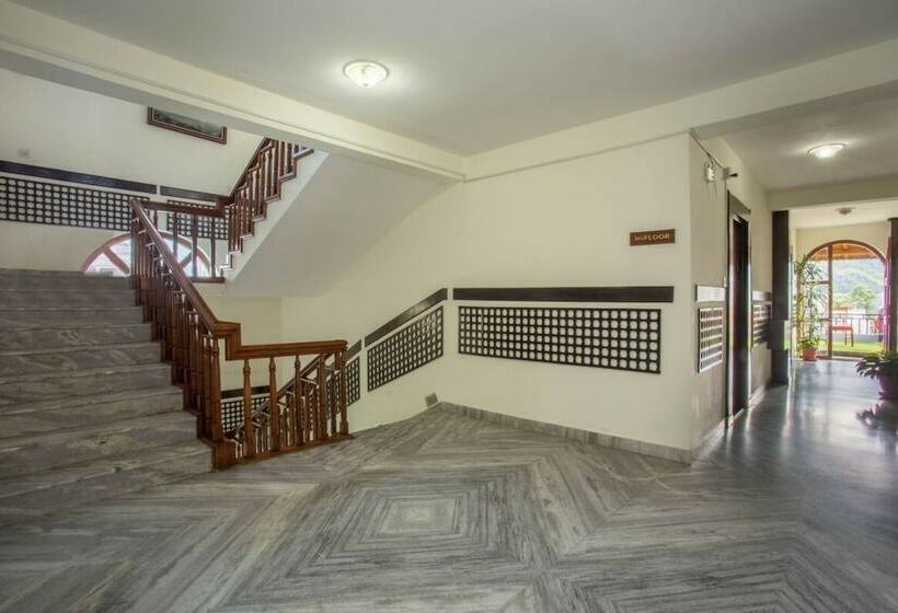 호텔 Goroomgo Tulsi Patna