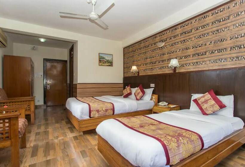 호텔 Goroomgo Tulsi Patna