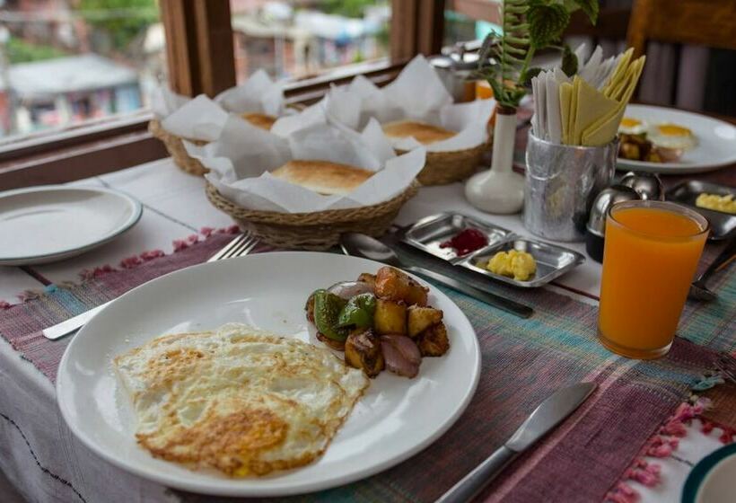 호텔 Goroomgo Tulsi Patna