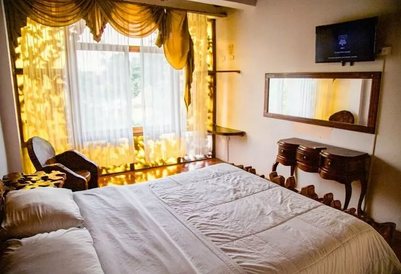 Hotelli Hosteria Hachacaspi