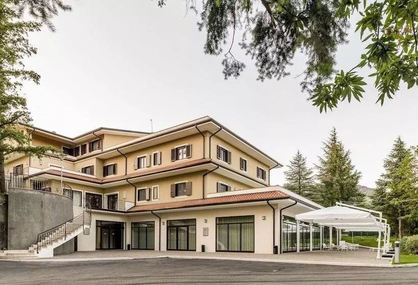 Hotelli Il Castagneto Melfi