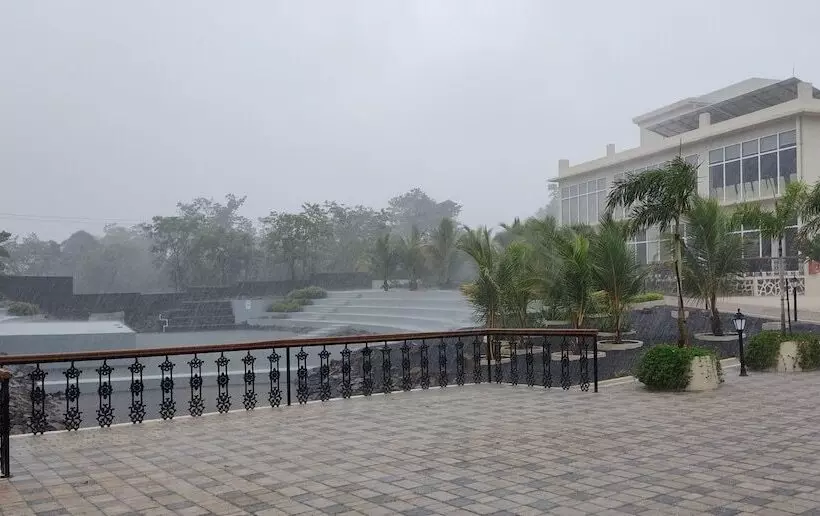 Hotelli Justa Rudra Resort & Spa