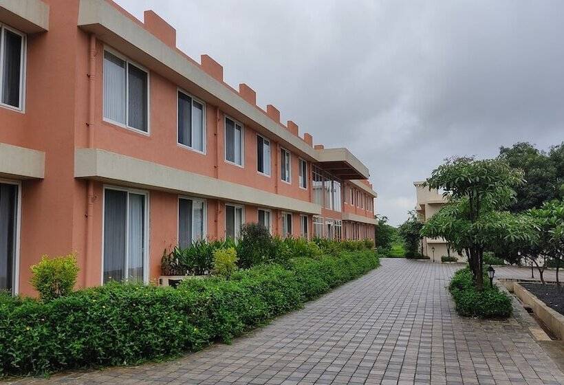 Hotel Justa Rudra Resort & Spa