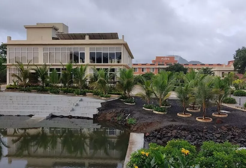 Hotelli Justa Rudra Resort & Spa