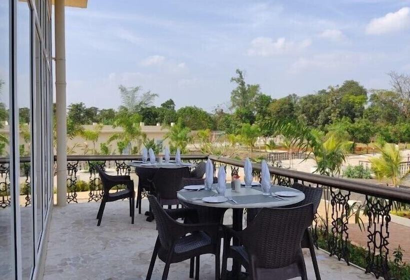 Hotel Justa Rudra Resort & Spa