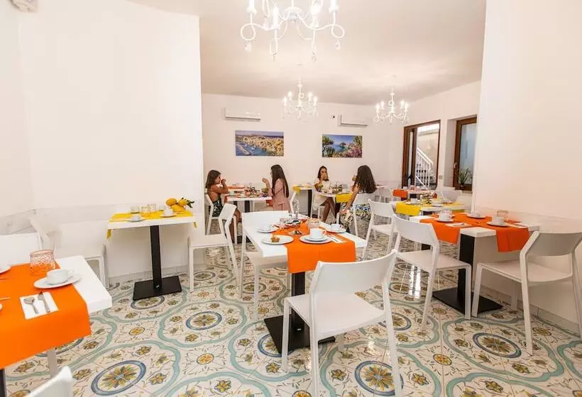 Hotelli Panariello Palace