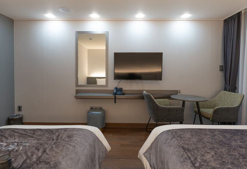 בית מלון כפרי Sanbangsan