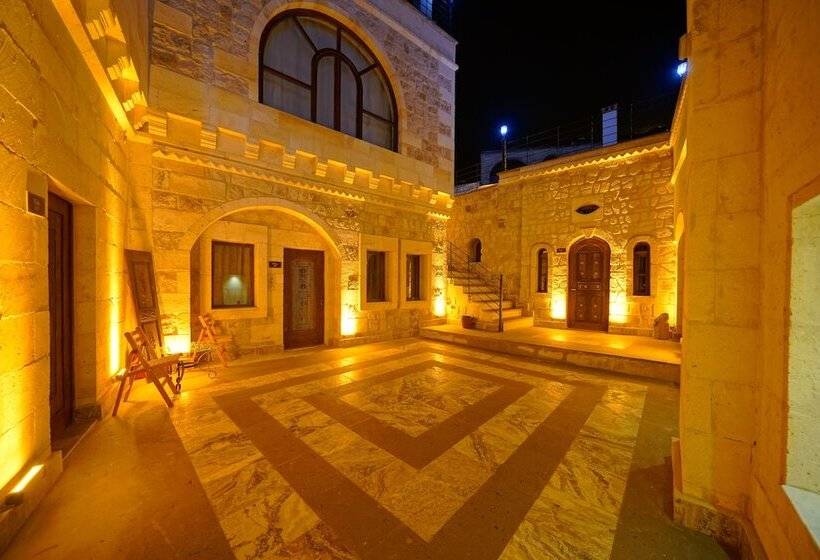 هتل Serenus Cave Suites