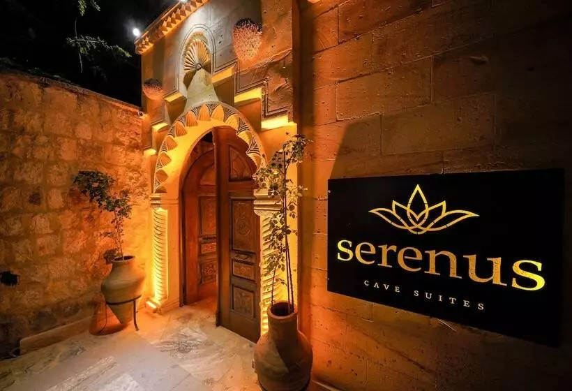 Hotelli Serenus Cave Suites