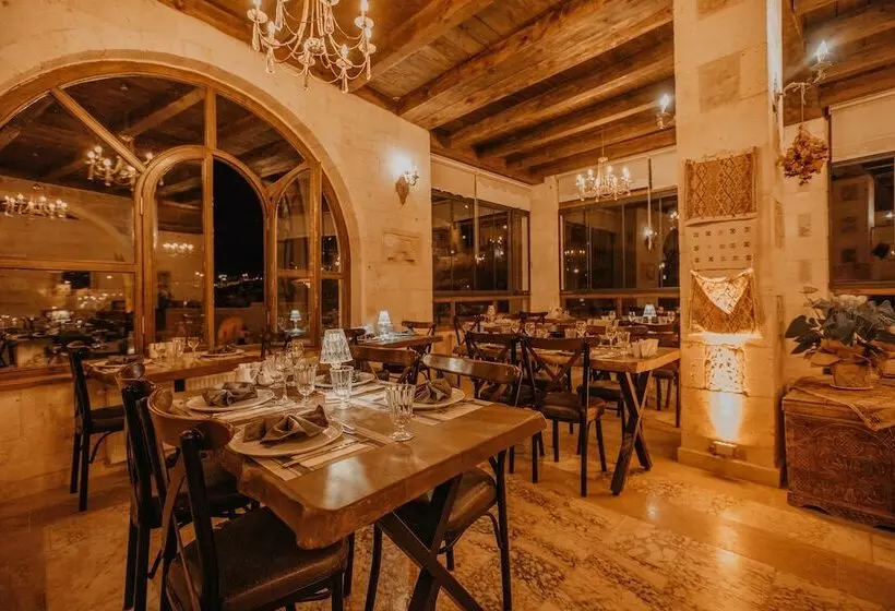 Hotelli Serenus Cave Suites