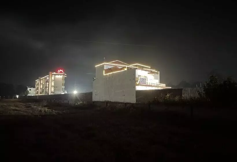 ホテル Sumedha G Village Resort And Spa