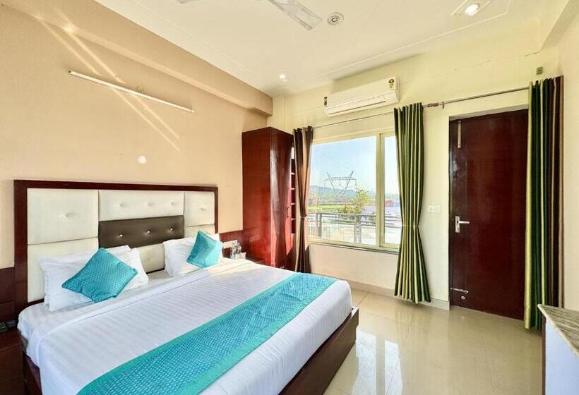 호텔 Sumedha G Village Resort And Spa