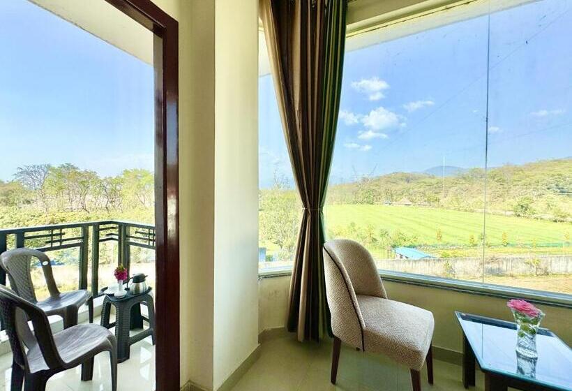 호텔 Sumedha G Village Resort And Spa