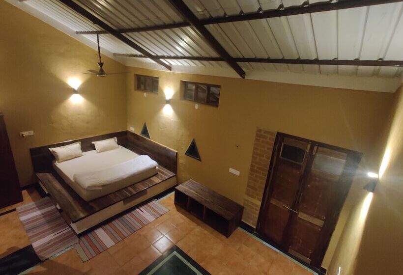 酒店 Surwahi Social Ecoestate Kanha