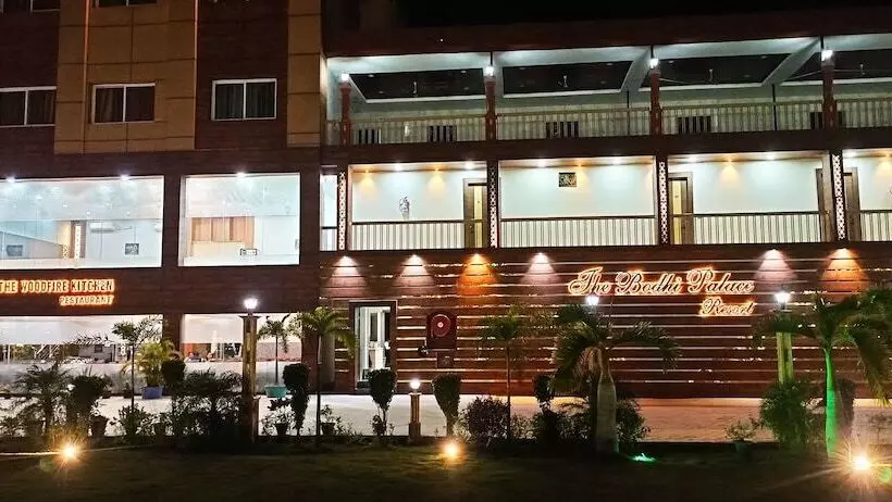 ホテル The Bodhi Palace Resort