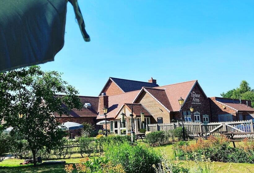Hotel The Tayleur Arms
