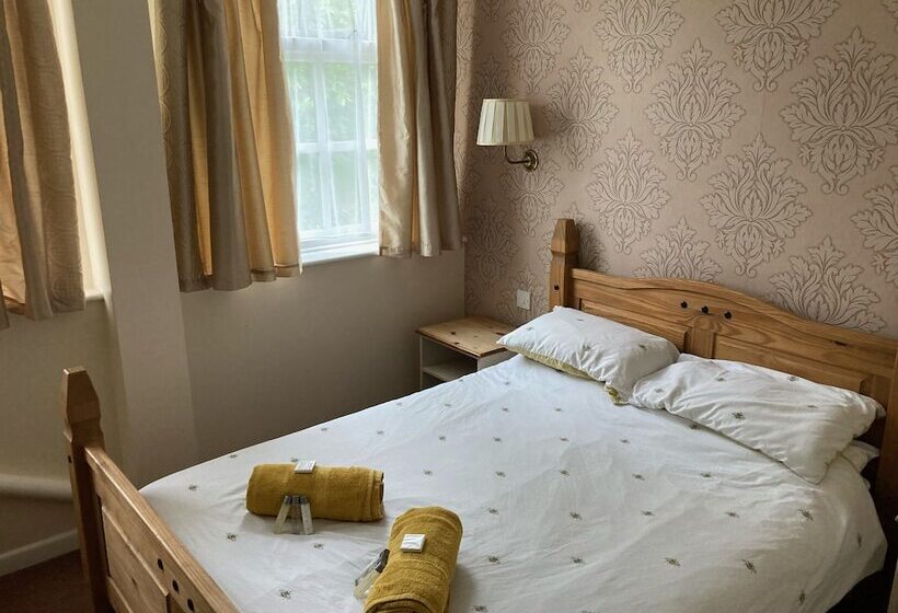 Hotel The Tayleur Arms