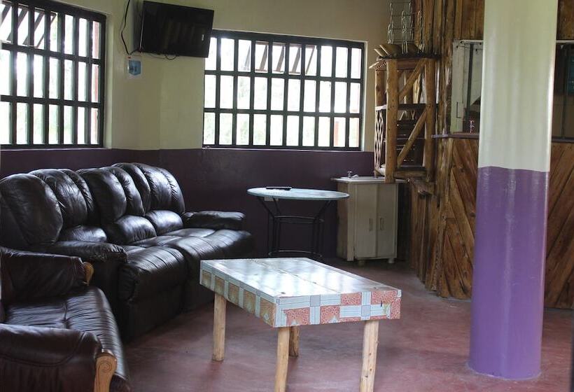 هتل Tranquil Homestays