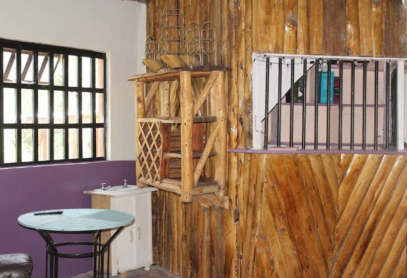 هتل Tranquil Homestays