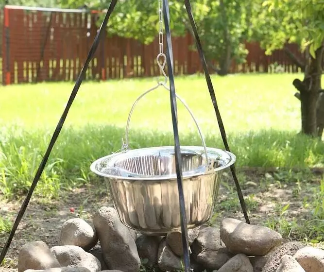 Hunyadi Panzió  Apartmanház